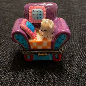 Ceramic Purple Chair w/Pillows & Cat Hinged Trinket Box-2 1/2” H x 1 1/2”W